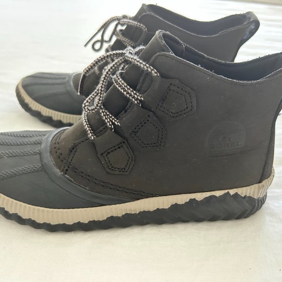 Sorel Out N About Plus Size 8 - Picture 2 of 5